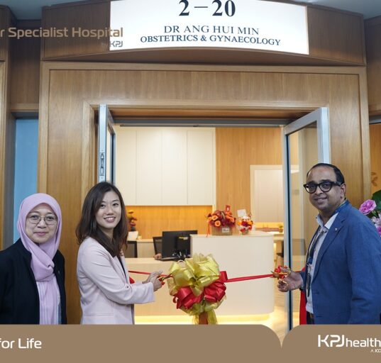 Opening of DR ANG HUI MIN OBSTETRICS & GYNAECOLOGY