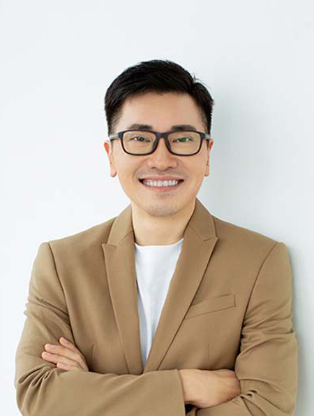 Dr Kenneth Lee Aesthetic Doctor 450x595