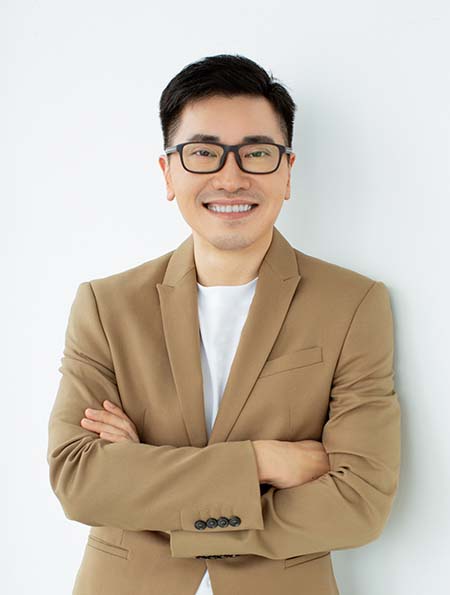 Dr-Kenneth-Lee-Aesthetic-Doctor-450x595-1