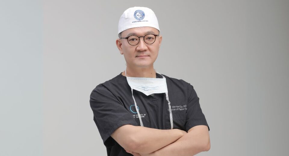 Dr Minhee Ryu - Plastic Surgeon Korea