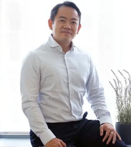 Dr Ooi Wei Seong